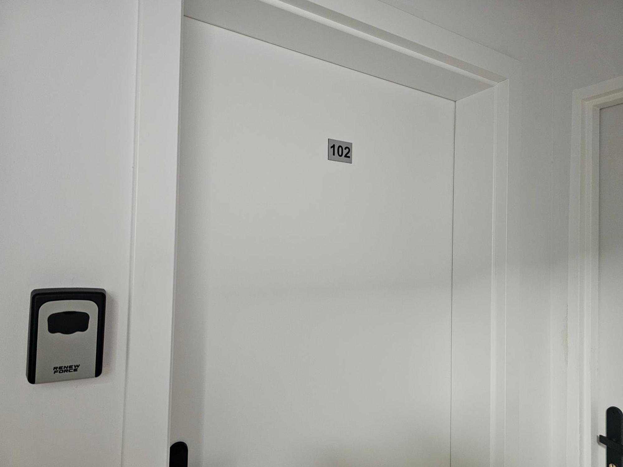 Rest Hostel Airport Modlin Nowy Dwor Mazowiecki Room photo